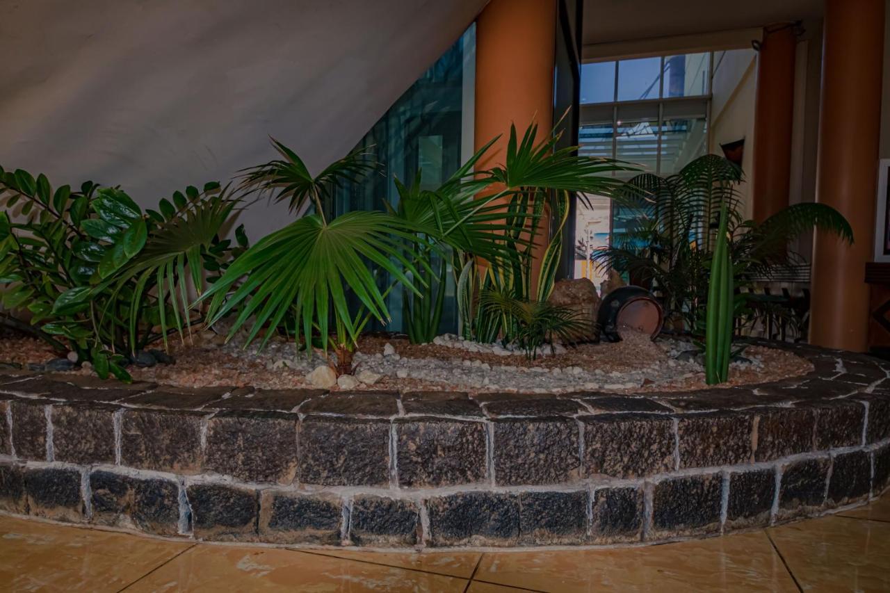 Le Grand Hotel Diego Antsiranana Eksteriør billede