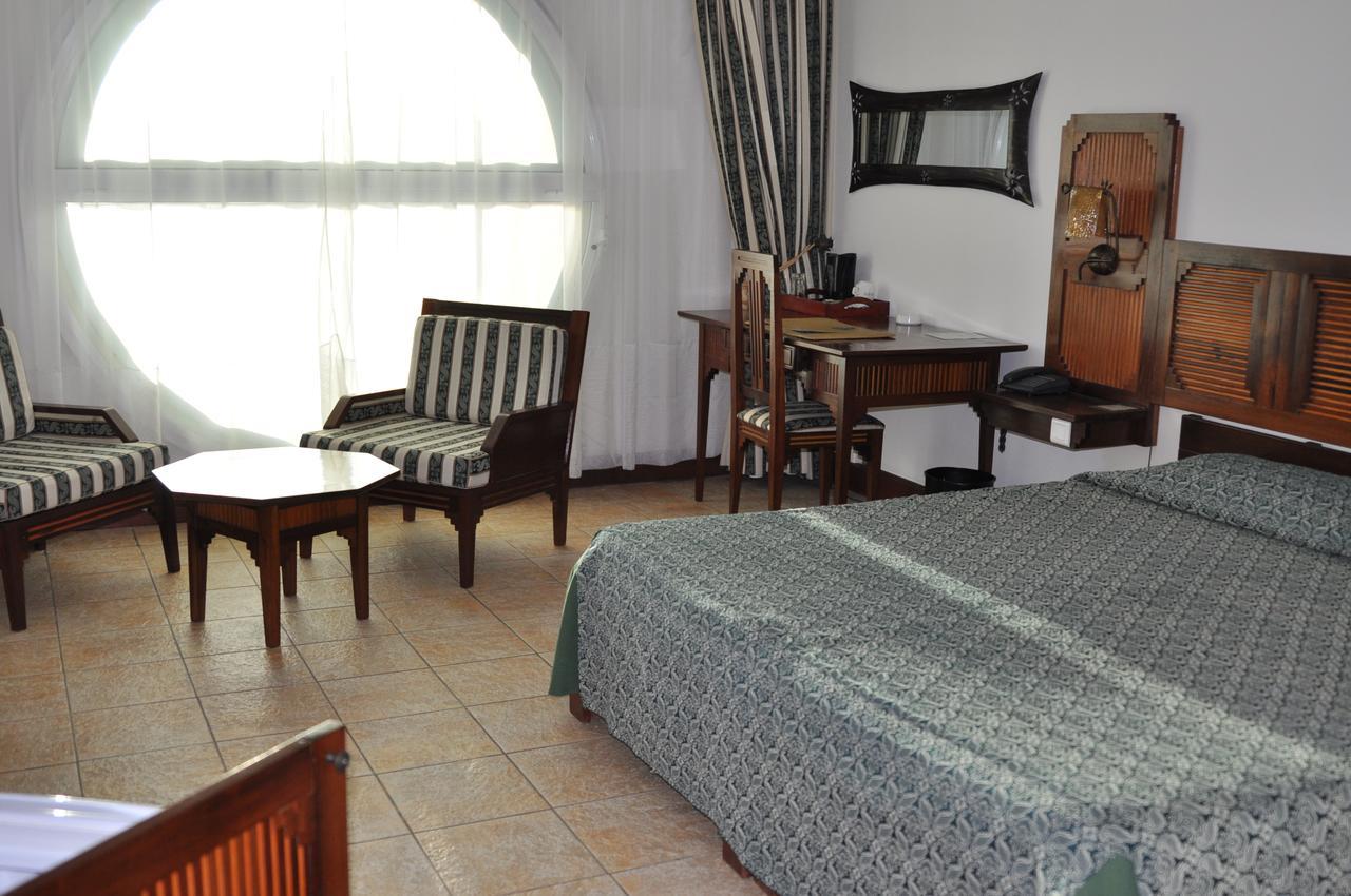 Le Grand Hotel Diego Antsiranana Eksteriør billede